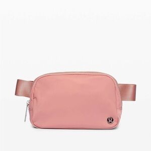 Lululemon Everywhere Belt Bag Pastel Pink